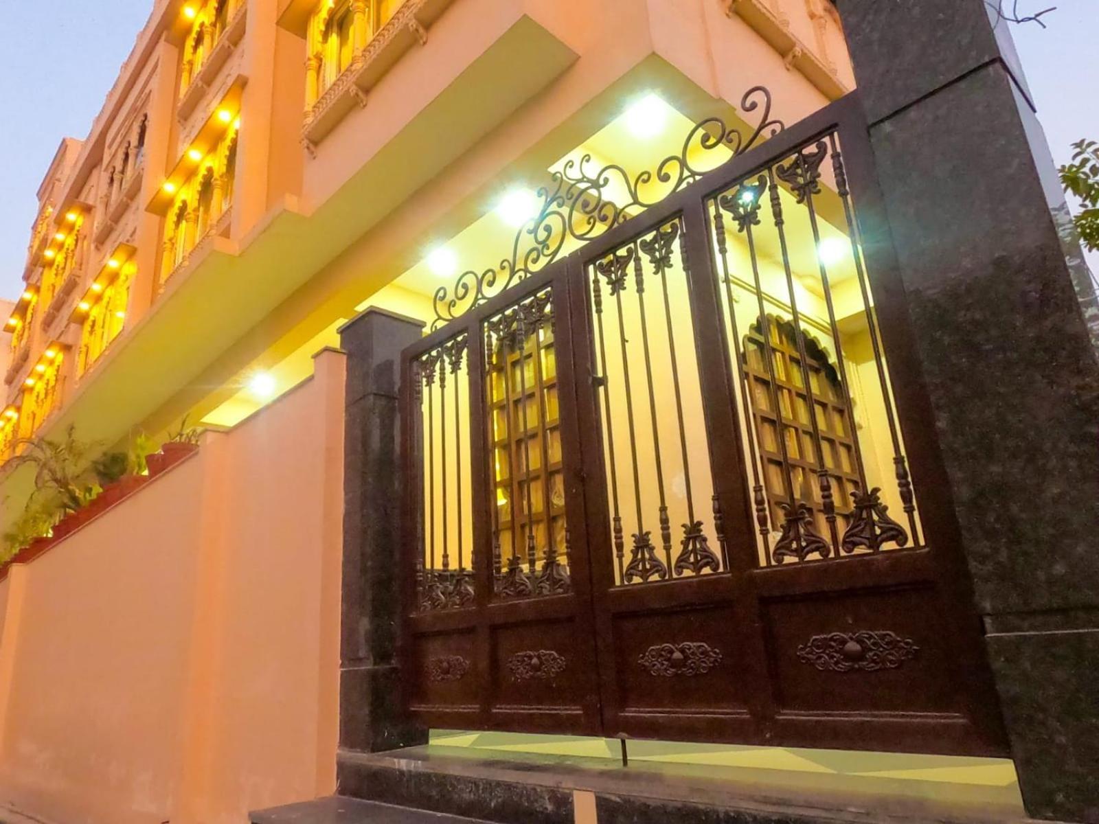 The Taj Vista Agra- Walking Distance To Taj Mahal Hotel Agra  Ngoại thất bức ảnh
