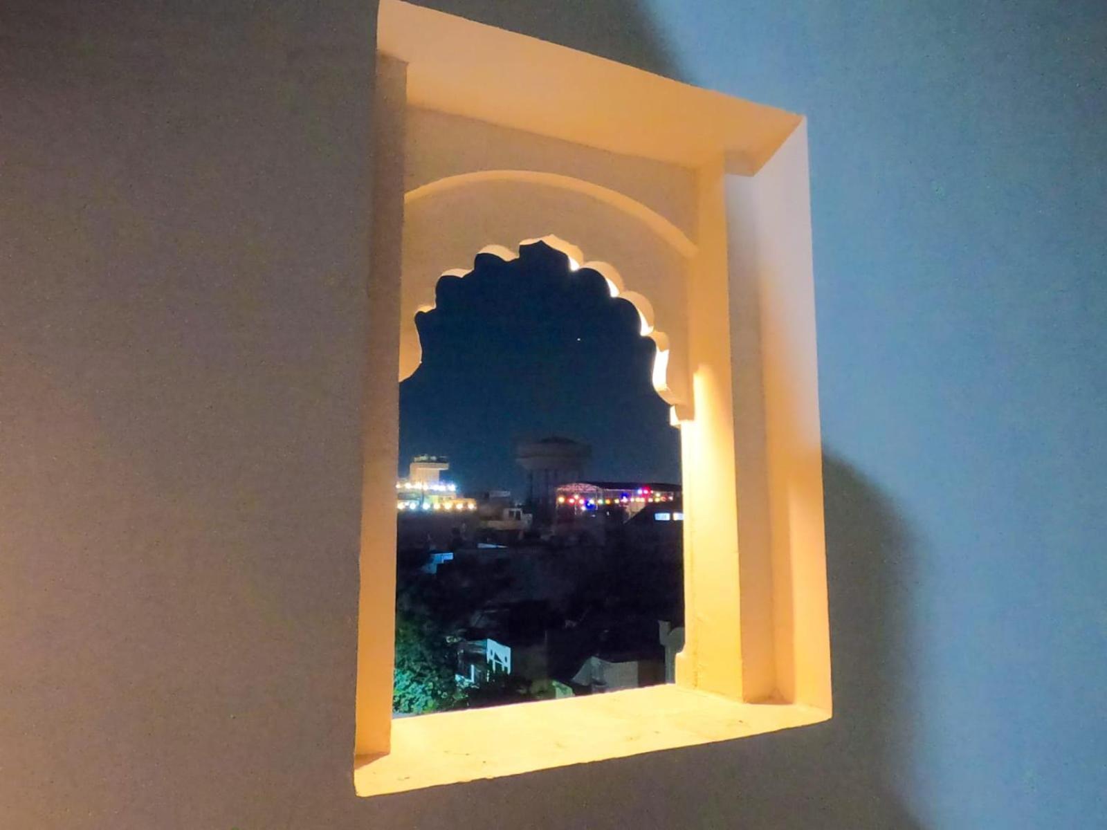 The Taj Vista Agra- Walking Distance To Taj Mahal Hotel Agra  Ngoại thất bức ảnh