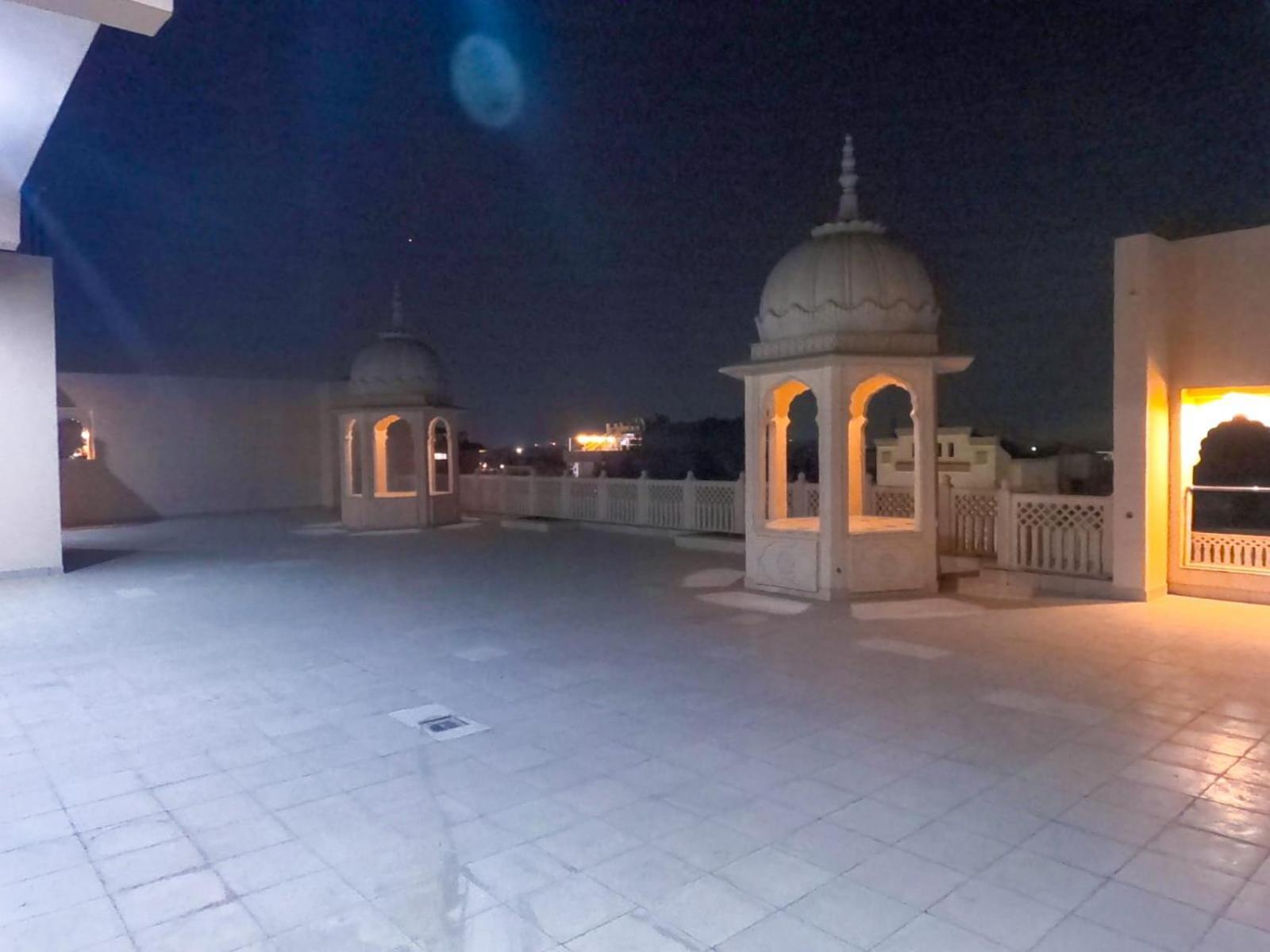 The Taj Vista Agra- Walking Distance To Taj Mahal Hotel Agra  Ngoại thất bức ảnh